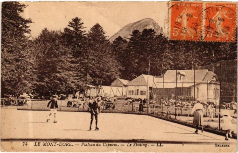 Carte postale ancienne Le Mont-Dore - Plateau du Capucin - Le Skating à Mont-Dore