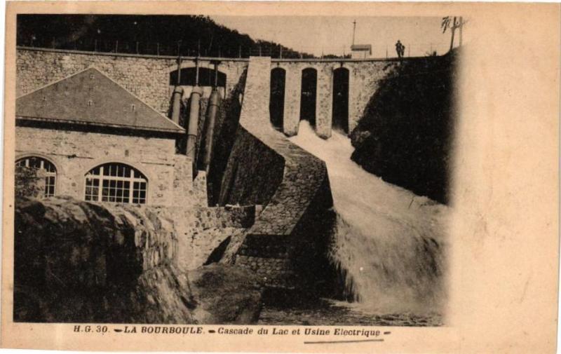 Carte postale ancienne La Bourboule - Cascade du Lac et l'Usine Electrique à La Bourboule
