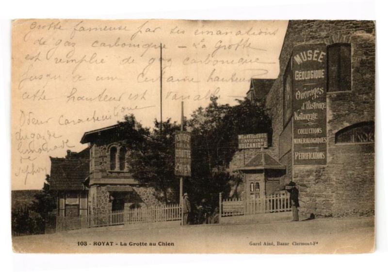 Carte postale ancienne Royat - La Grotte au chien à Royat