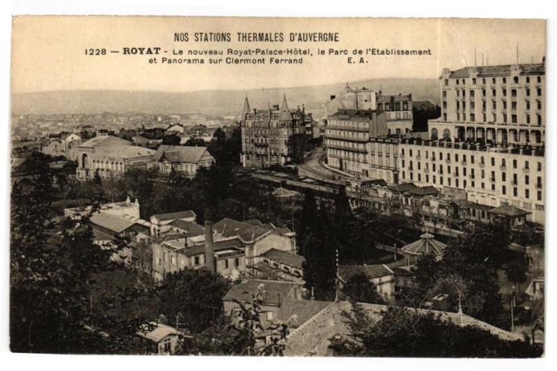 Carte postale ancienne Royat - Le nouveau Royat - palace - hotel à Royat