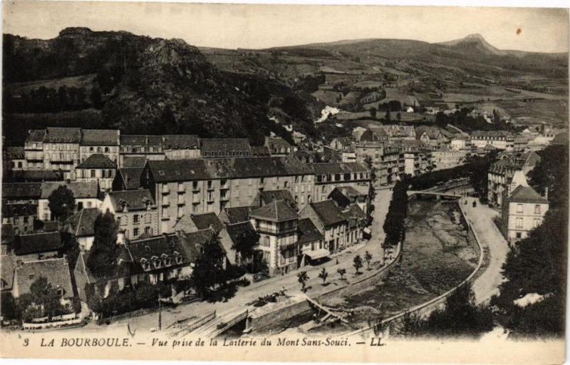 Carte postale ancienne La Bourboule - Vue prise de la Laiterie du Mont Sans-Souci à La Bourboule