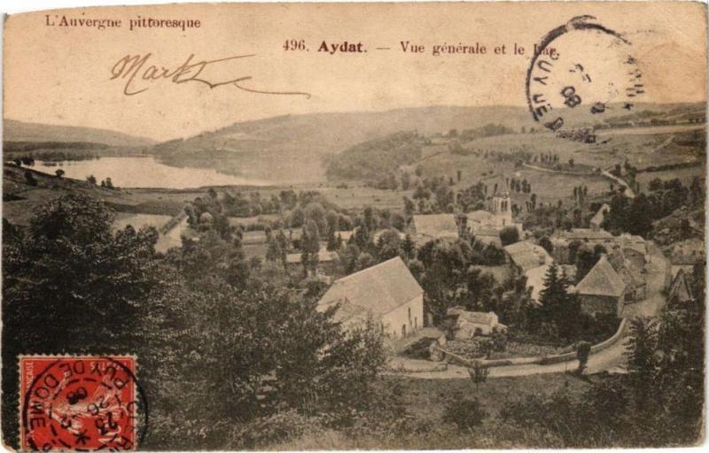 Carte postale ancienne Aydat - Vue générale et la Lac à Aydat
