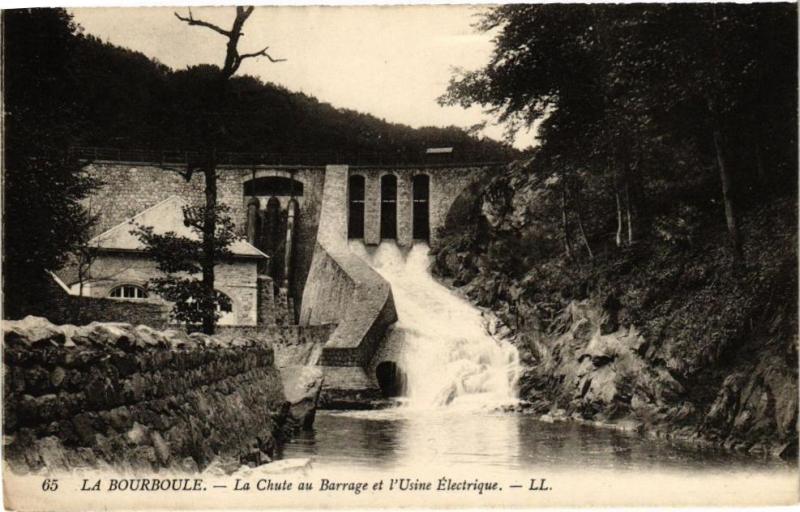 Carte postale ancienne La Bourboule-La Chute au Barrage et l'Usine Electrique à La Bourboule