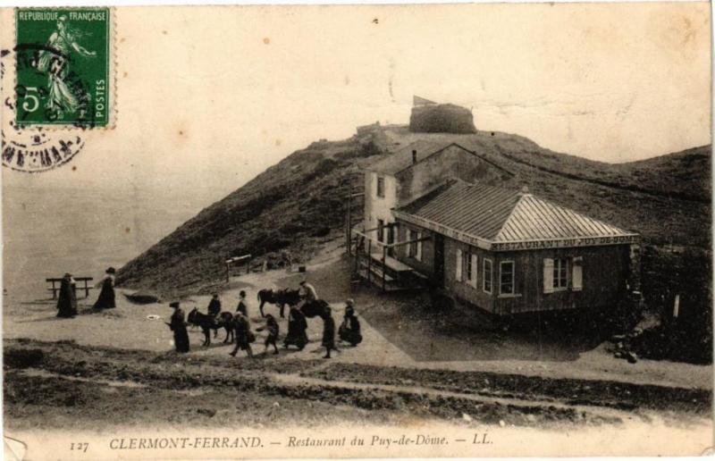 Carte postale ancienne Clermont-Ferrand - Restaurant du Puy-de-Dome à Clermont-Ferrand