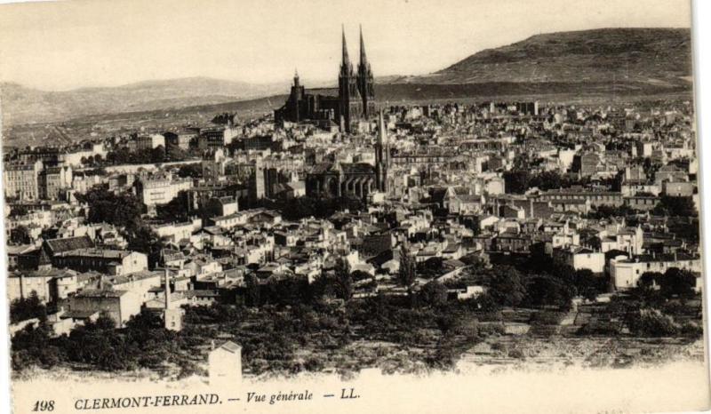 Carte postale ancienne Clermont-Ferrand - Vue générale à Clermont-Ferrand