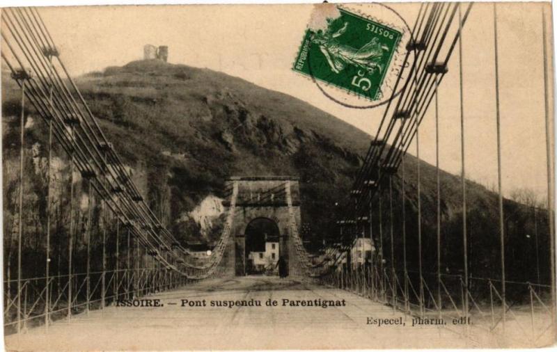 Carte postale ancienne Issoire - Pont suspendu de Parentignat à Issoire