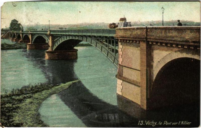 Carte postale ancienne Ed. Aqua 13 Vichy Le Pont sur l'Allier à Vichy