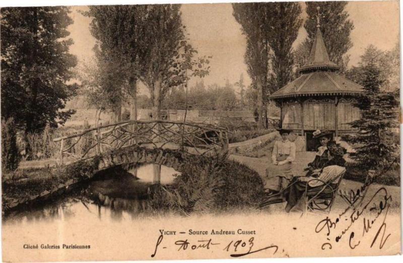 Carte postale ancienne Vichy Source Andreau Cusset à Cusset