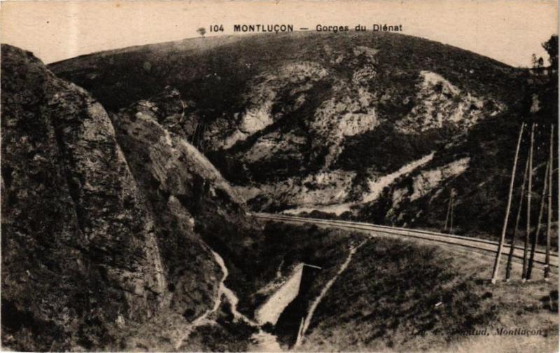 Carte postale ancienne Montlucon - Gorges du Diénat à Montluçon