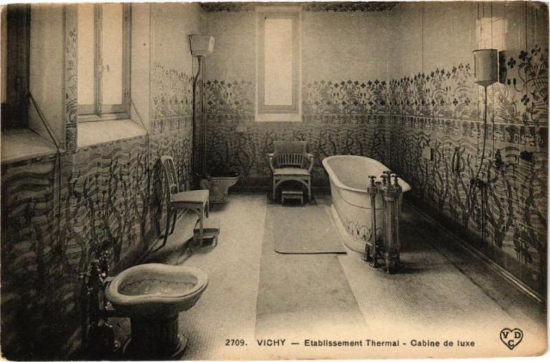 Carte postale ancienne Vichy Etablissement Thermal-Cabine de luxe à Vichy