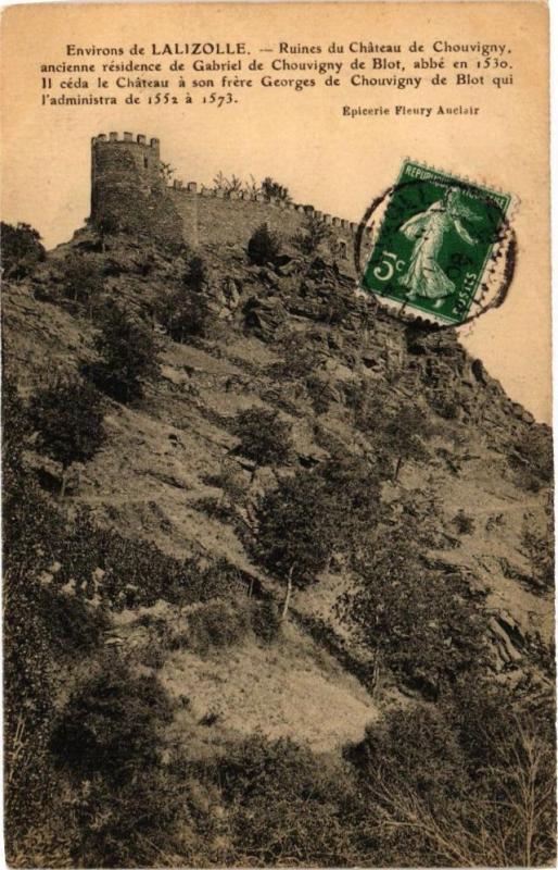 Carte postale ancienne Environs de Lalizolle-Ruines du Chateau de Chouvigny à Chouvigny