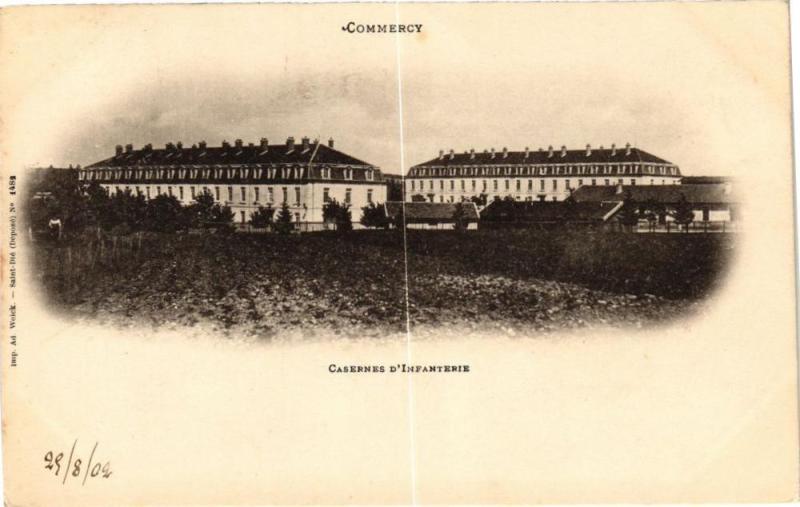 Carte postale ancienne Commercy-Casernes d'Infanterie à Commercy