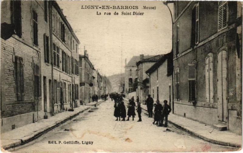 Carte postale ancienne Ligny en Barrois-La rue de Saint Dizier à Ligny-en-Barrois