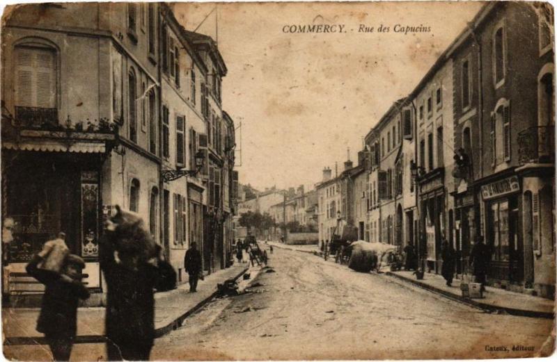 Carte postale ancienne Commercy-Rue des Capucins à Commercy