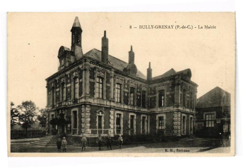 Carte postale ancienne Bully-Grenay - La mairie à Grenay