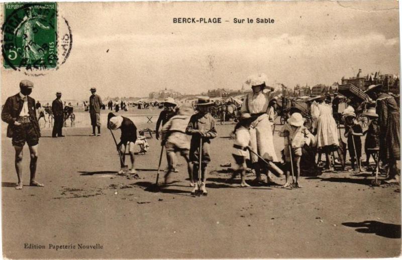 Carte postale ancienne Berck-Plage - Sur le Stable à Berck