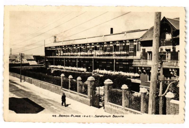 Carte postale ancienne Berck-Plage - Sanatorium bouville à Berck