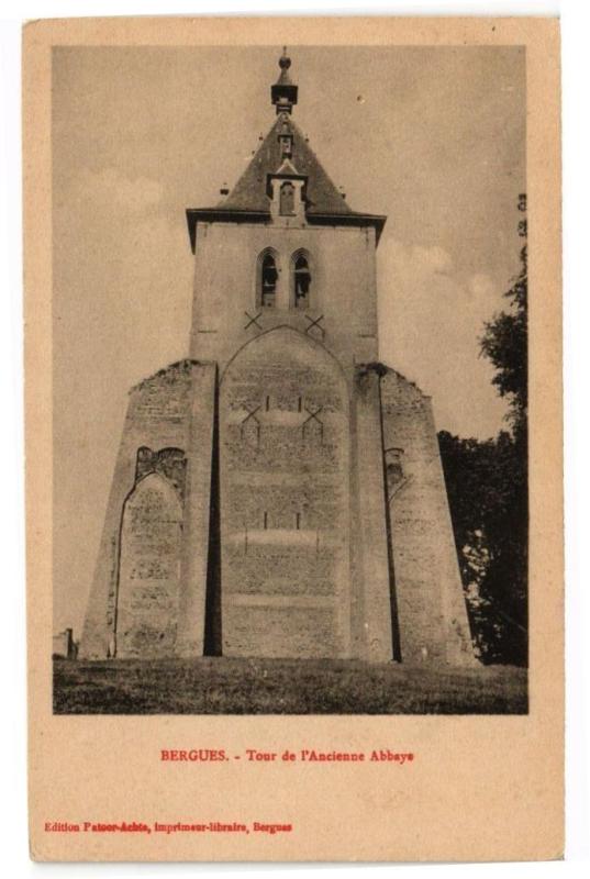 Carte postale ancienne Bergues - Tour de l'ancienne abbaye