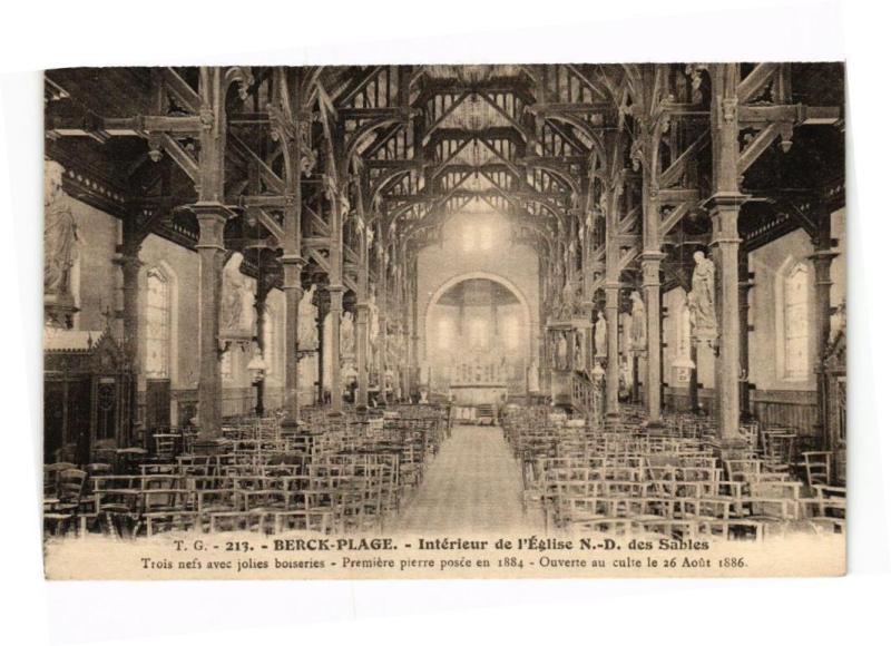 Carte postale ancienne Berck-Plage - Interieur de l'Eglise à Berck