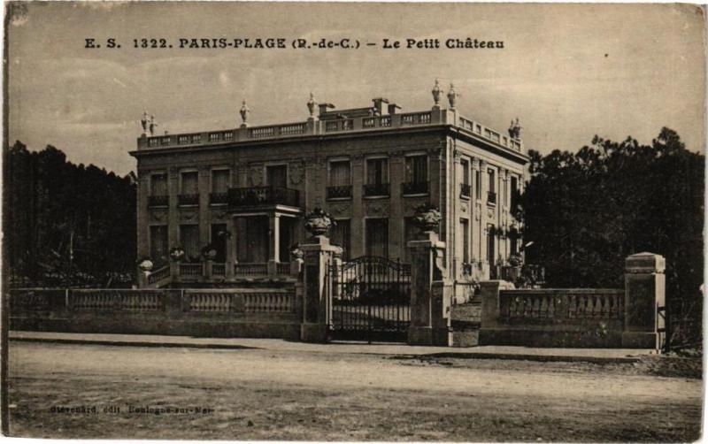 Carte postale ancienne Paris-Plage - Le Petit Chateau