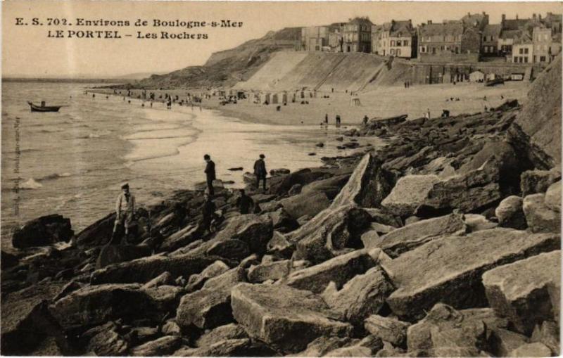 Carte postale ancienne Le Portel - Les Rochers au Portel