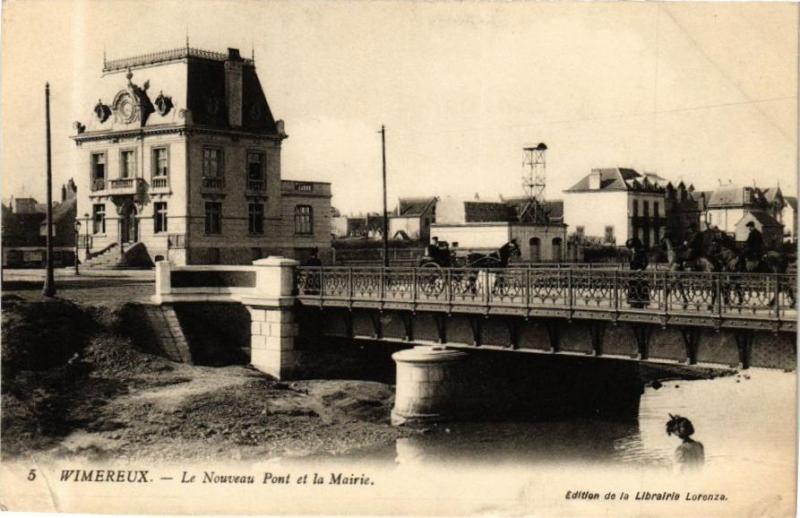 Carte postale ancienne Wimereux - Le Nouveau Pont et la Mairie à Wimereux