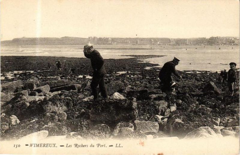 Carte postale ancienne Wimereux - Les Rochers du Port à Wimereux