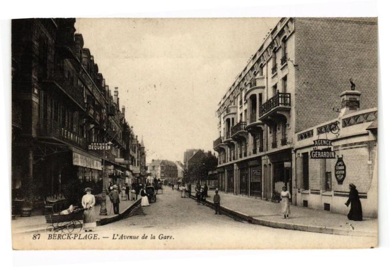 Carte postale ancienne Berck-Plage - L'Avenue de la gare à Berck