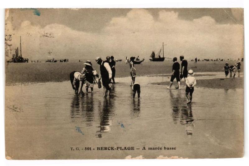 Carte postale ancienne Berck-Plage - A maree basee à Berck