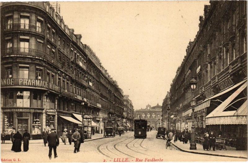 Carte postale ancienne Lille-Rue Faidherbe à Lille