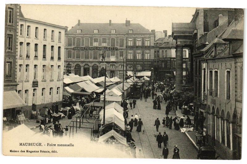Carte postale ancienne Maubeuge - Foire mensuelle à Maubeuge