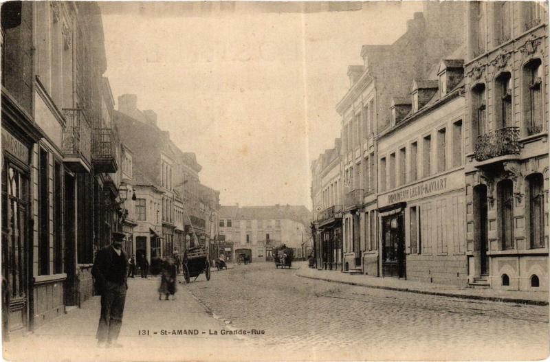 Carte postale ancienne Saint-Amand - La Grande-Rue
