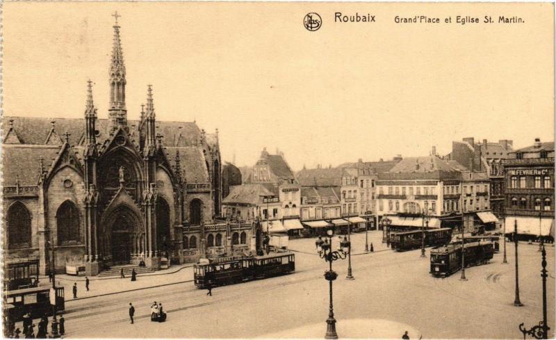 Carte postale ancienne Roubaix - Grand' Place et Eglise Saint-Martin à Roubaix