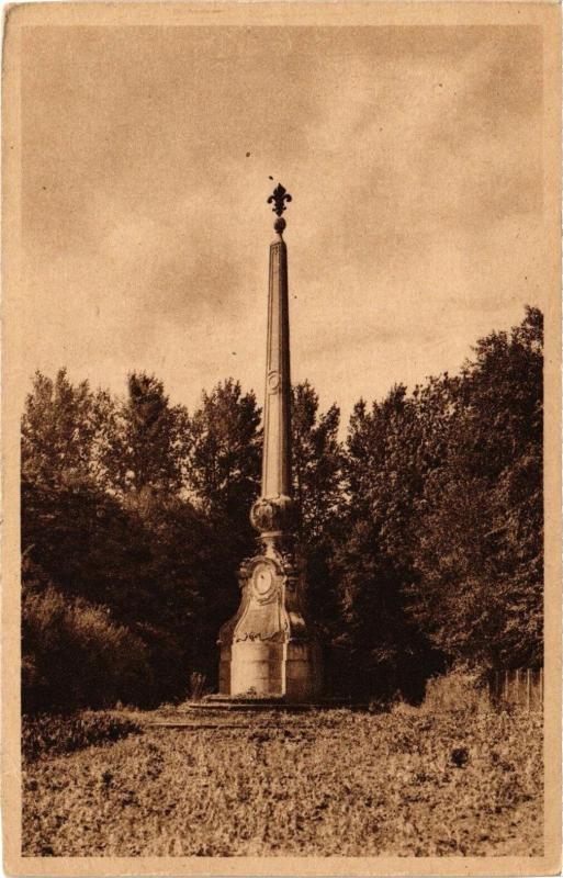 Carte postale ancienne Cysoing - La Pyramide (Souvenir du passage de Louis Xv) à Cysoing