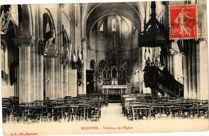 Carte postale ancienne Beauvois - Interieur de l'Eglise