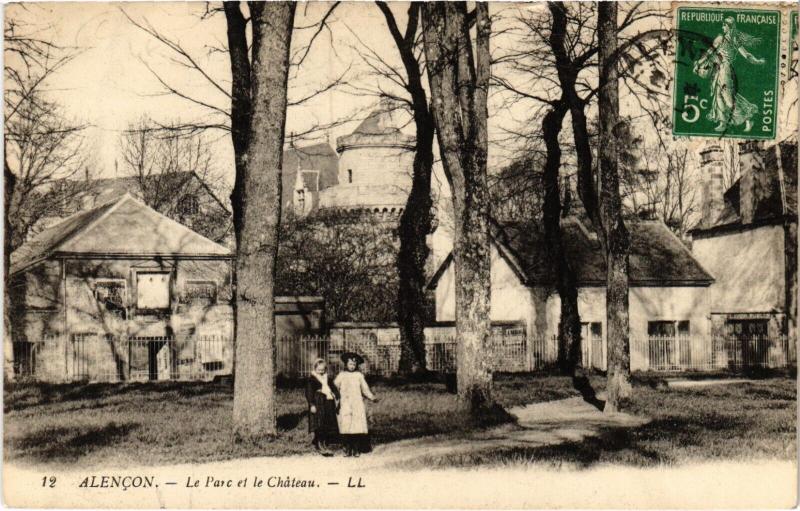 Carte postale ancienne Alencon. - Le Parc et le Chateau