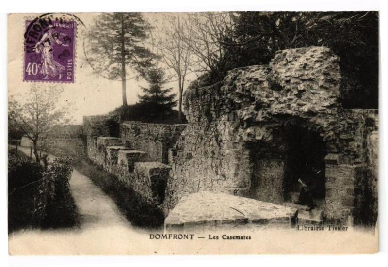Carte postale ancienne Domfront - Les Casemates