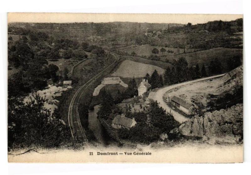 Carte postale ancienne Domfront - Vue generale