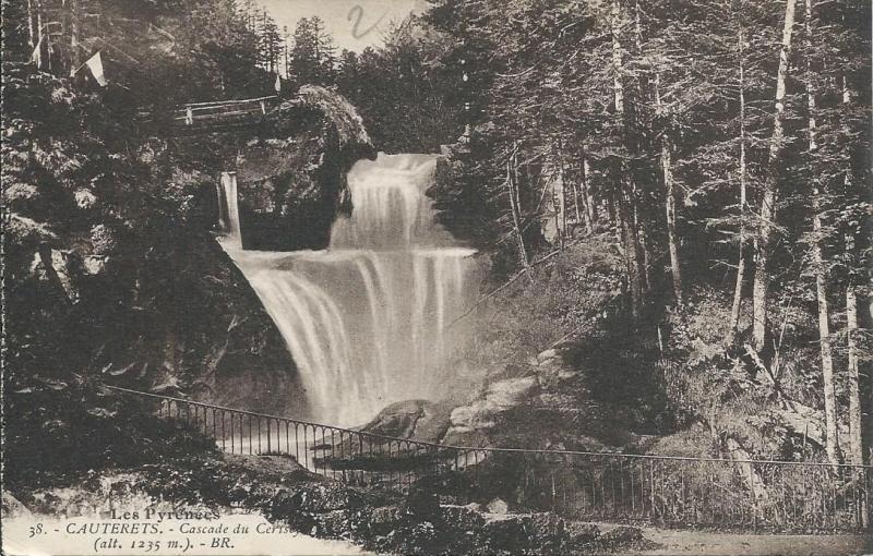 Carte postale ancienne Cascade du Cerisey à Cauterets