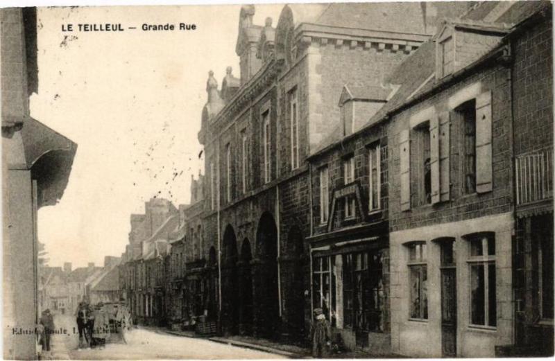 Carte postale ancienne Le Teilleul - Grande Rue au Teilleul