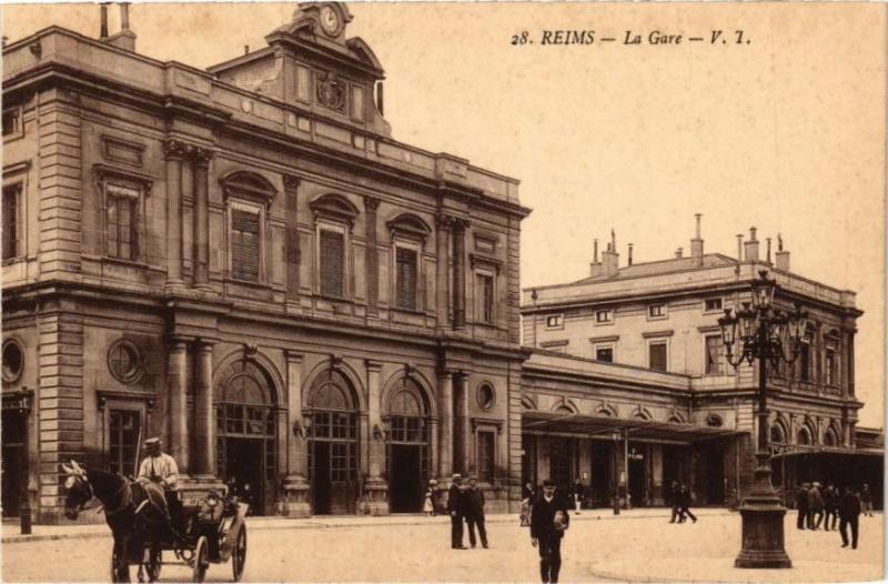 Carte postale ancienne Reims - La Gare à Reims