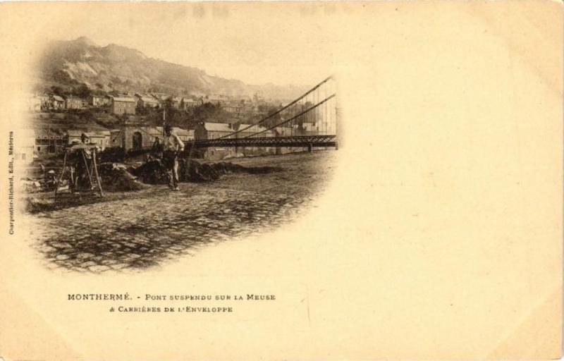 Carte postale ancienne Montherme - Pont suspendu sur la Meuse a Carriéres de L'Enveloppe à Monthermé