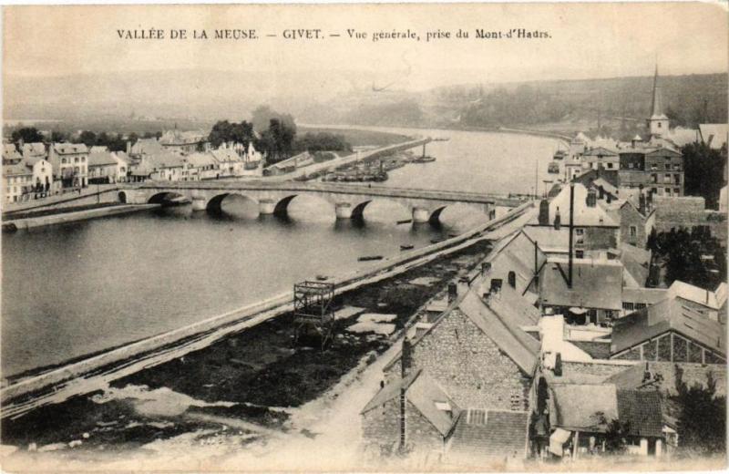 Carte postale ancienne Vallée de la Meuse - Givet - Vue générale,prise du Mont d'Haure à Givet