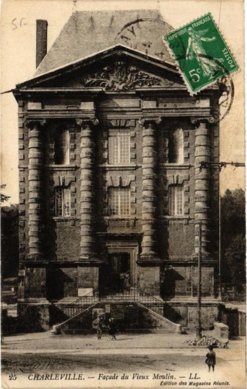 Carte postale ancienne Charleville - Facade du Vieux Moulin