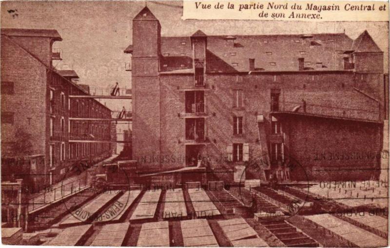 Carte postale ancienne Vue de la partie Nord du Magasin Central et de son Annexe
