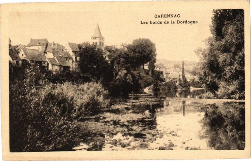 Carte postale ancienne Carennac-Les bords de la Dordogne à Carennac
