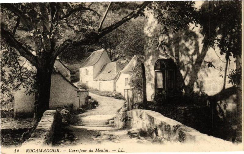 Carte postale ancienne Rocamadour-Carrefour du Moulin