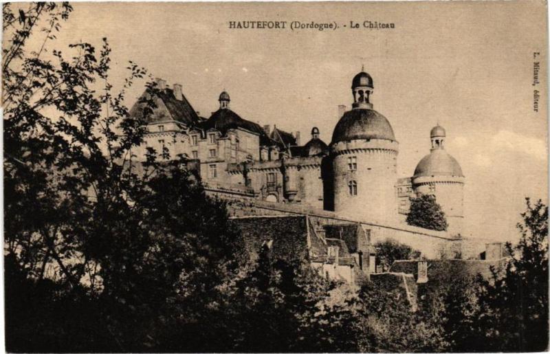 Carte postale ancienne Hautefort-Le Chateau à Hautefort