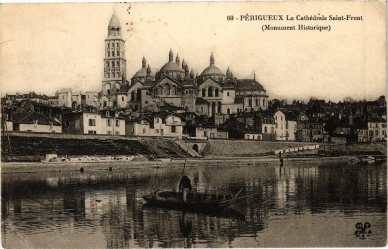 Carte postale ancienne Perigueux-La Cathédrale Saint-Front
