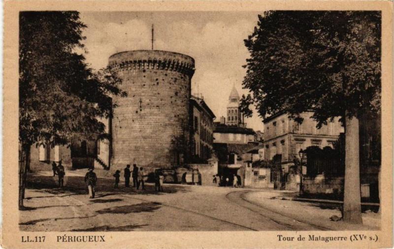 Carte postale ancienne Perigueux-Tour de Malaguerre